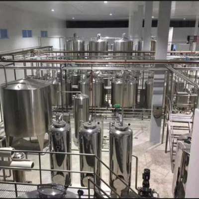 3000c/h 250ml 및 330ml 틴 패키지로 완전 자동 아몬드 우유 처리 공장