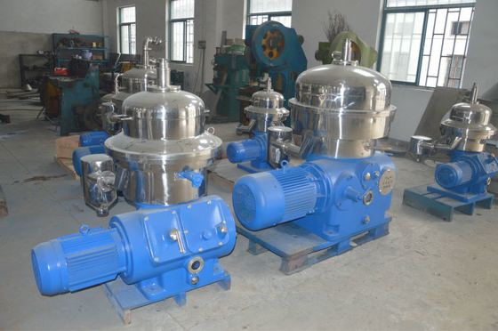 500 KG 용량 1000L / H 자동 청소와 함께 우유 크림 분리 2200 * 1350 * 1150mm