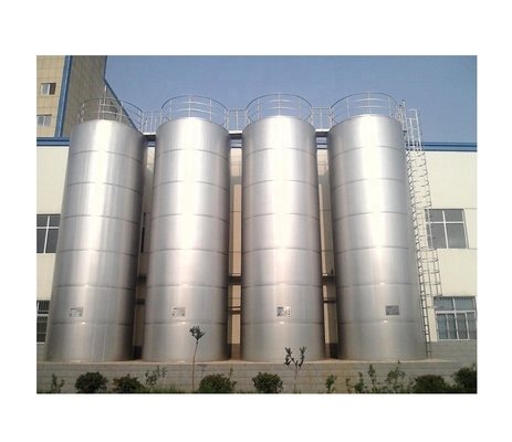 높은 용량 3500 KG 우유 실로 220V / 380V 전압의 야외 저장 탱크