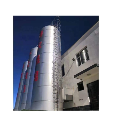 높은 용량 3500 KG 우유 실로 220V / 380V 전압의 야외 저장 탱크