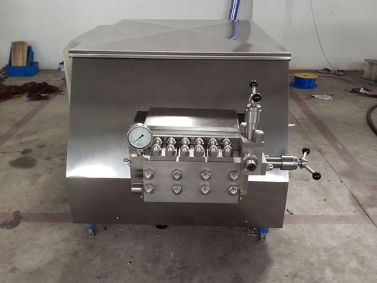 요거트 생산 라인을 위한 4000L/H 40mpa 우유 고압 호모게니저