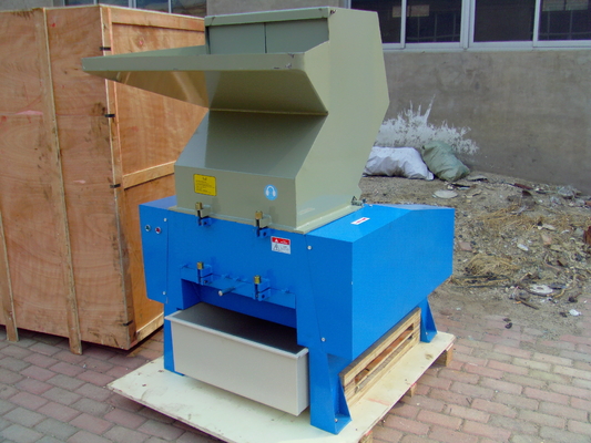 과일 가공 공장 운영에 필수적인 200-600KG/H 소 뼈 밀러