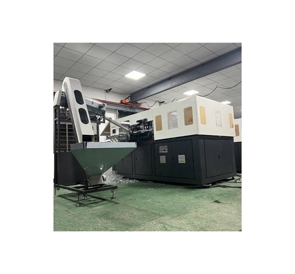 SMC 고압 밸브 40kW 자동 6 홀리 핫 채우기 PET 불형 기계