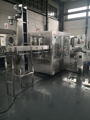 330-4000ML 충전 부피 SUS304 고객의 요구 사항에 대한 음료 충전 기계