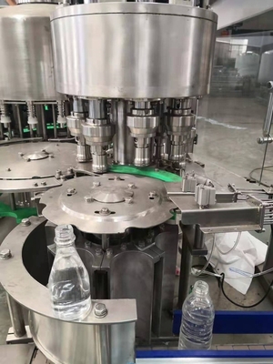 순수한 물 생산을 위한 물병 채용 기계 200~2000ml 병 부피